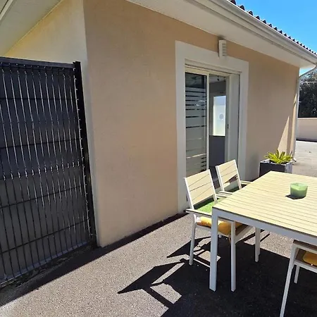 En Provence Avec Piscine Disponible Seulement En Fin De Journee * Orange (Vaucluse)